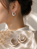 گوشواره نیم حلقه نقره ای